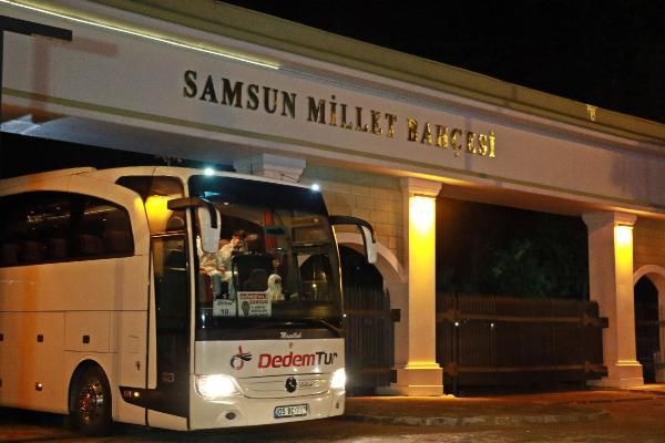 Samsun'da yakalandılar! TIR'ın dorsesinde 173 kaçak göçmen