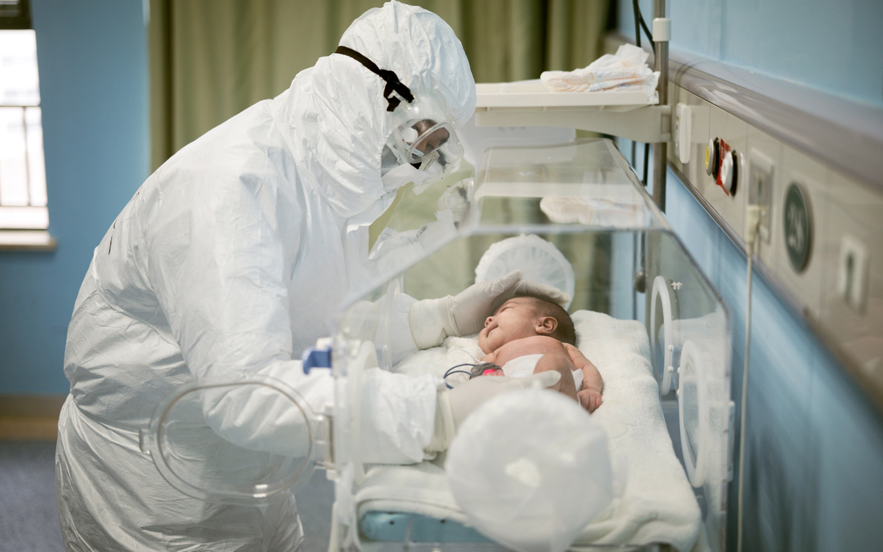 Koronavirüs sonrası bebekler küçülecek! İngiliz profesörün sözleri korkuttu