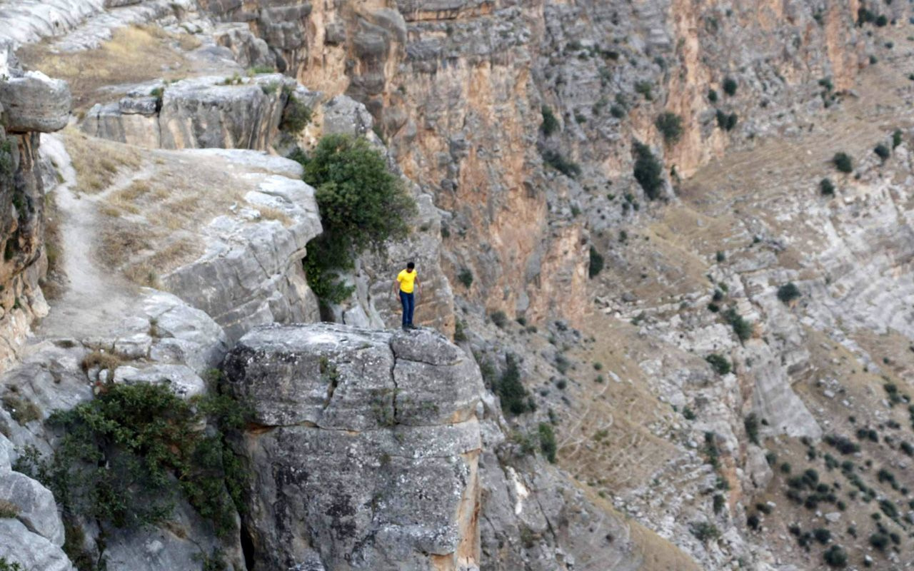 Siirt'te fotoğraf uğruna hiçe sayılan can! Tehlike böyle görüntülendi