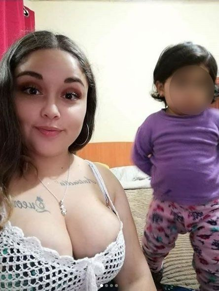 Instagramı sallayan 'minik kızının çıplak görüntüsünü satan anne' Elif Sarı erkek çıktı!