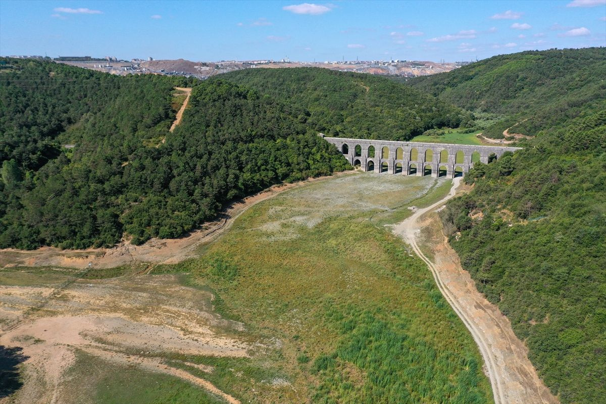 İstanbul'un barajlarında son 10 yılın en düşük ikinci su seviyesi ölçüldü