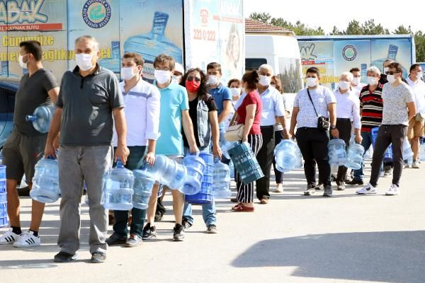 Eskişehir'de 'su' krizi büyüyor! Damacanasını eline alan kuyruğa girdi