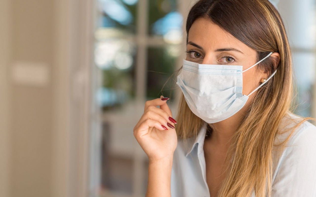 Japon Bilim insanları koronavirüsten en iyi koruyan maskeyi açıkladı