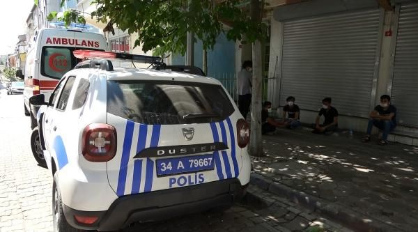 Olay yeri İstanbul! Gece hastanede test yaptıran 18 yaşındaki genç evinde öldü
