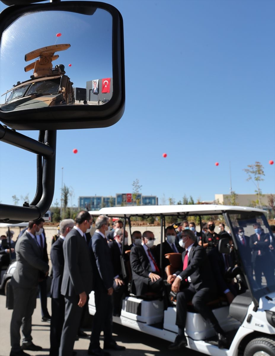 Cumhurbaşkanı Erdoğan Roketsan'dan topa tuttu! 'Malazgirt ne kadar bizimse, Sakarya da bizimdir'