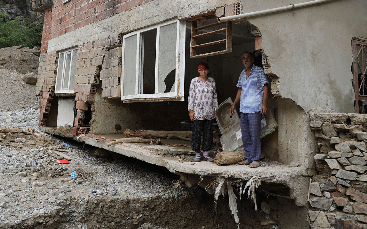 Giresun'da göç var! Selin vurduğu köylerinden ayrılıyorlar evlerin hali harap