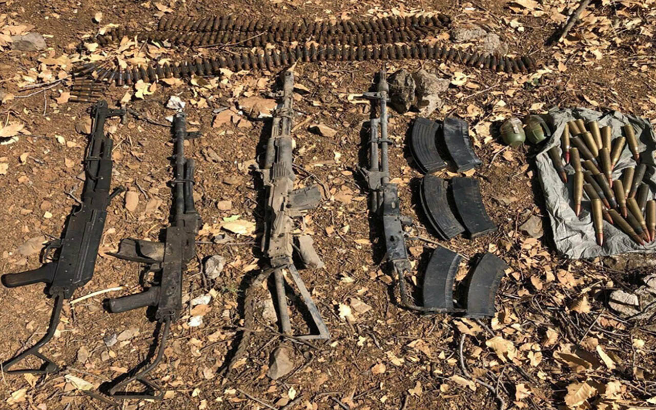 Irak Pençe-Kaplan Operasyonu'nda terör örgütü PKK'ya ait çok sayıda malzeme ele geçirildi