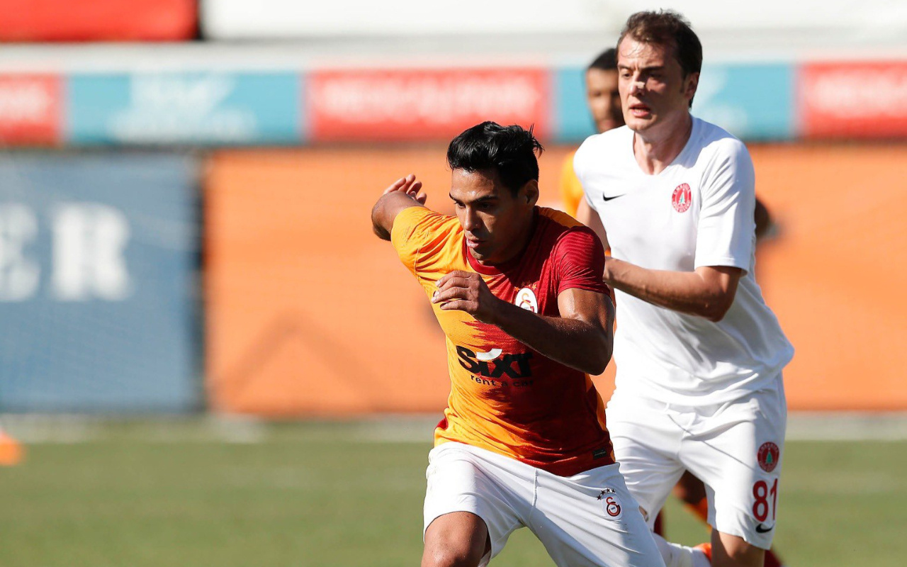 Galatasaray hazırlık maçında Ümraniyespor'u mağlup etti