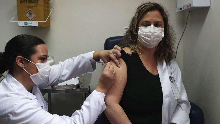 Rusya ve Çin’in Covid-19 aşıları grip aşısı çıktı! Hiç bir etkisi yok ama AIDS yapabilir