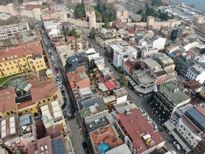 600 kamyon toprak çıkarıldı! İstanbul'un gizli sarayı ortaya çıktı