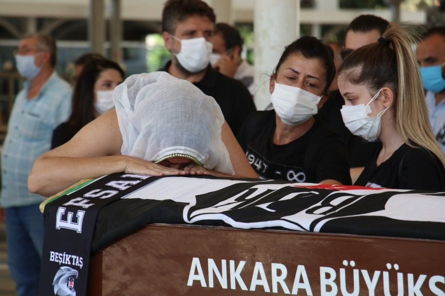 Haldun Boysan son yolculuğuna uğurlandı Ankara'da gözyaşlarıyla defnedildi