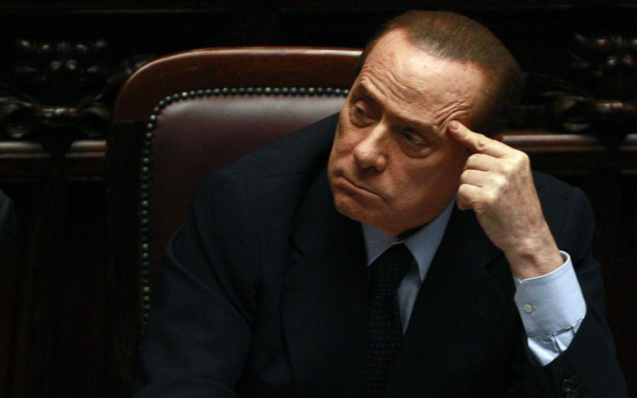 Eski Başbakan koronavirüse yakalandı! Silvio Berlusconi'nin sağlık durumu nasıl