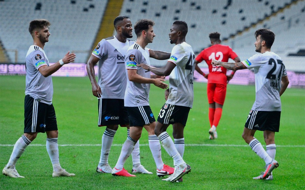 Beşiktaş hazırlık maçında Antalyaspor'u 3 golle geçti