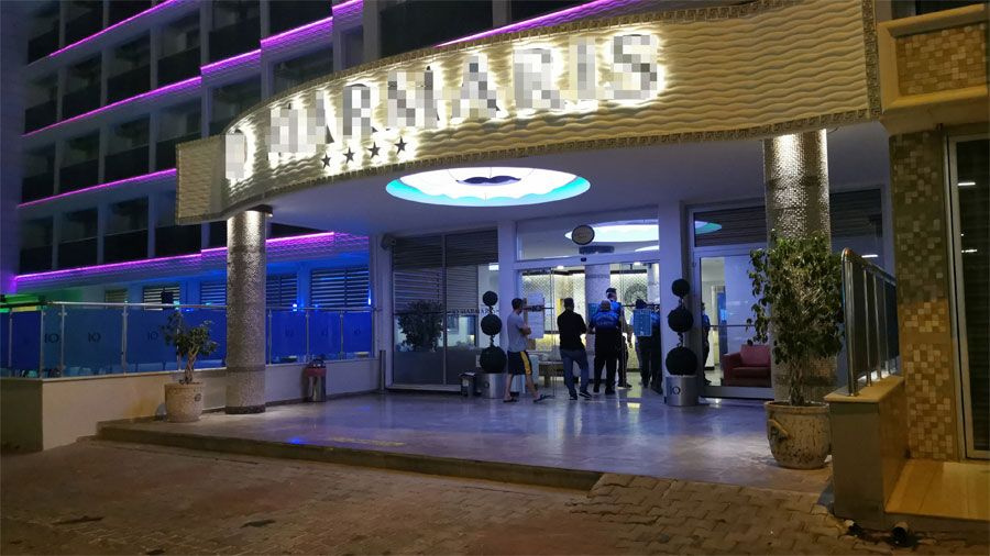 Marmaris’te ruhsatsız otel mühürlendi turistler başka otellere yerleştirildi