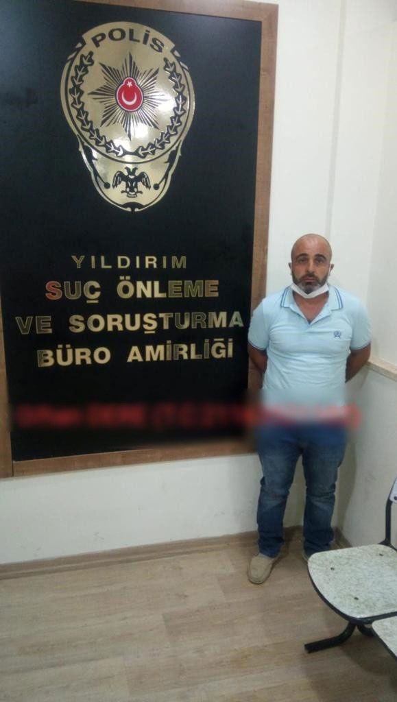 Bursa'da feci olay! Kıskançlık krizine girdi eşini 9 yerinden bıçakladı