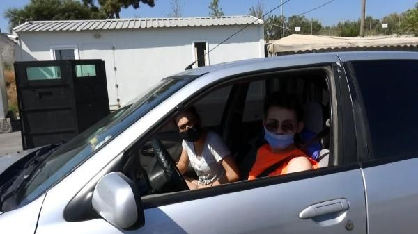 Koronavirüslü kadın Antalya yolunda tatile giderken yakalandı