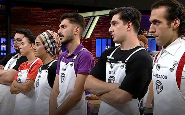 TV8 MasterChef Türkiye'de Esra kaptan oldu taktik yapıp bakın kimi kaptan seçti