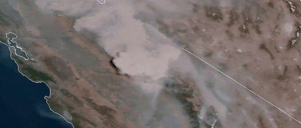 Trump'ın 'büyük felaket' ilan ettiği yangınların uydu görüntüleri yayımlandı