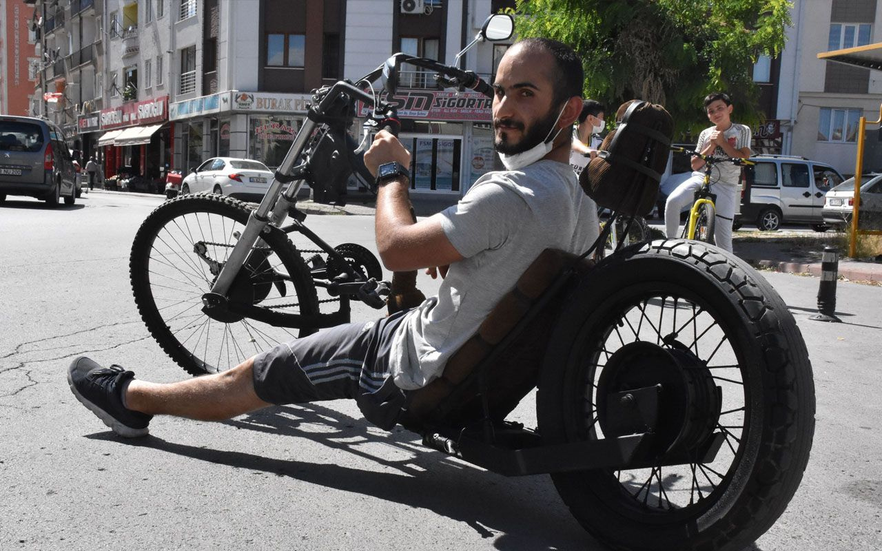 İlk görüşte motosiklet zannediliyor Sivas'ta kendi tasarladığı bisiklet ilgi gördü