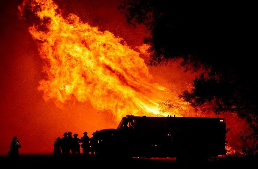 ABD'de yangın söndürülemiyor! Ölü sayısı 15'e yükseldi