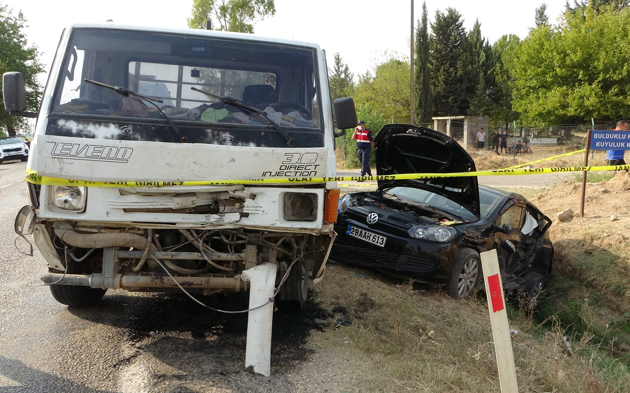 Adana'da feci kaza aileyi ayırdı: 2 ölü 4 yaralı