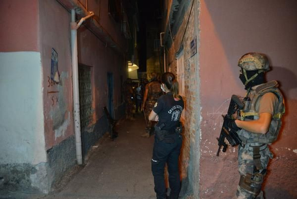 Adana’da DEAŞ’a uyuyan hücre operasyonu:  6 gözaltı kararı
