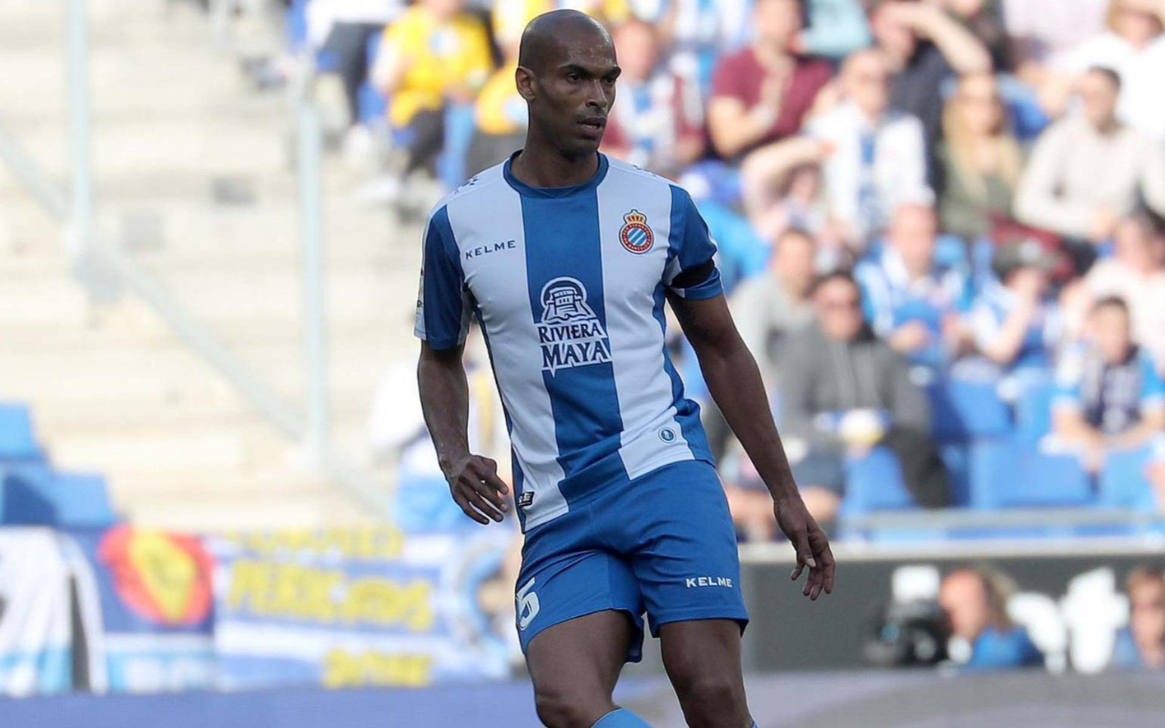 Antalyaspor, Brezilyalı savunma oyuncusu Naldo'yu transfer etti