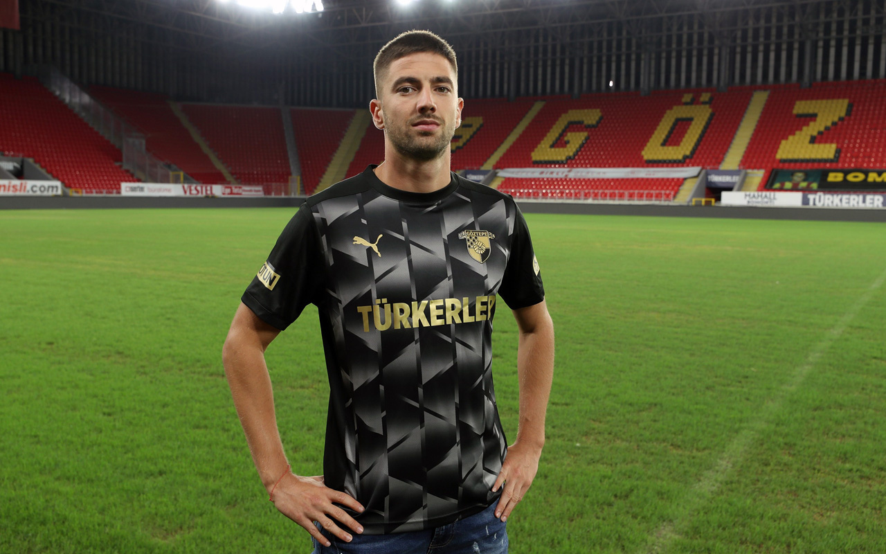 Marko Mihojevic Göztepe'yle 3+1 yıllık sözleşme imzaladı