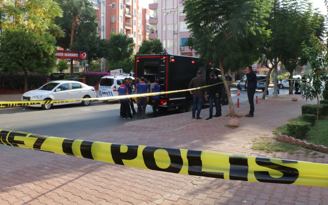 Antalya'da kendini, eşini ve iki çocuğunu siyanürle öldürdü! Tefecilerde borç senedi bulundu