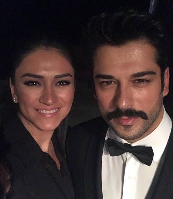 Fahriye Evcen kavgalı olduğu Burak Özçivit'in kardeşi Burçun Özçivit'le buluştu! Bakın ne oldu