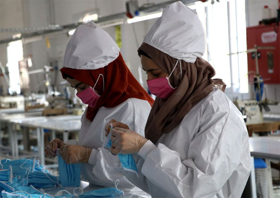 Adana'da seri üretime başlandı! Koronavirüsü öldüren maske üretildi