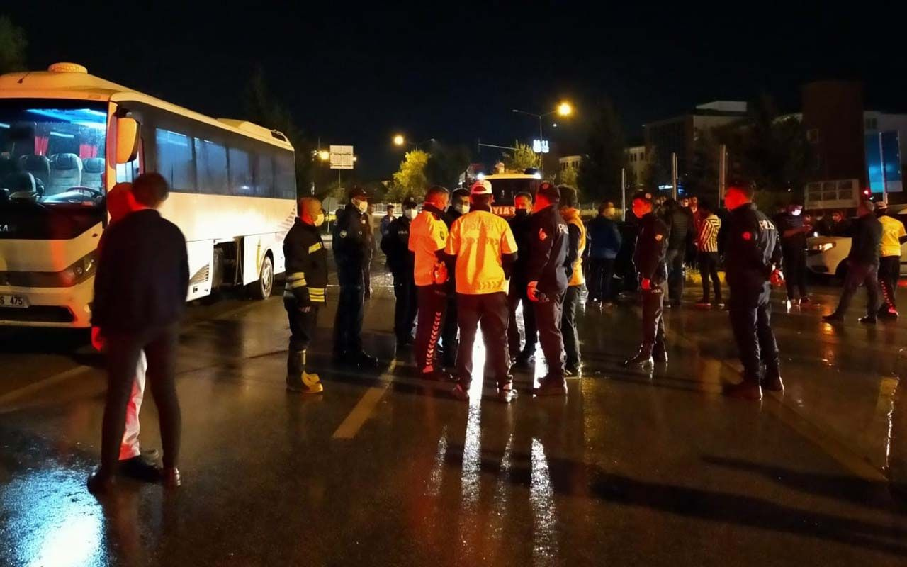 Erzurum'da dehşete düşüren kaza: Kaygan yolda 3 otomobili biçti