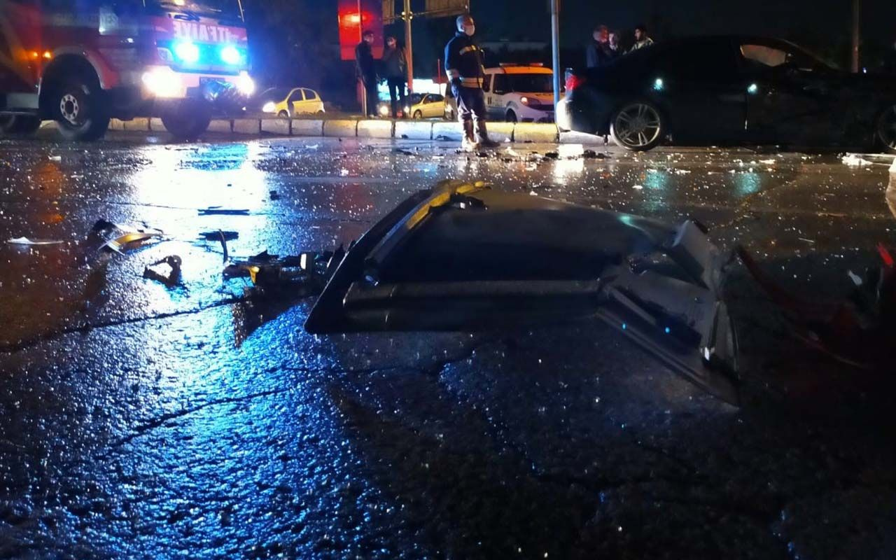 Erzurum'da dehşete düşüren kaza: Kaygan yolda 3 otomobili biçti