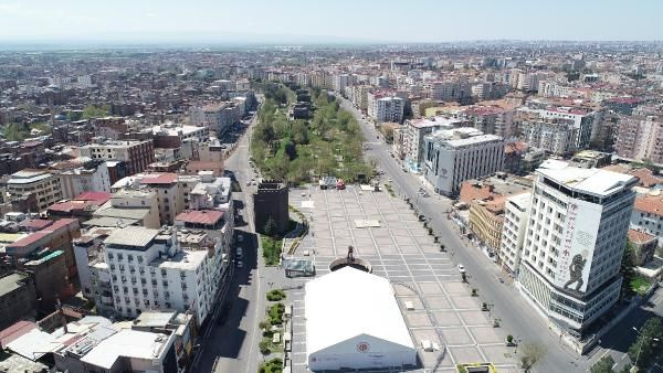 Diyarbakır'da 'hava gelmiyor' diye top atışlarıyla yıkılmıştı! Bakan Kurum müjdeli haberi verdi