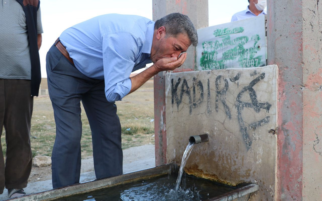 Sivas'ta köylülerin 10 gün inancı 'kokmuş' su ameliyat olacağı iyileştiriyor