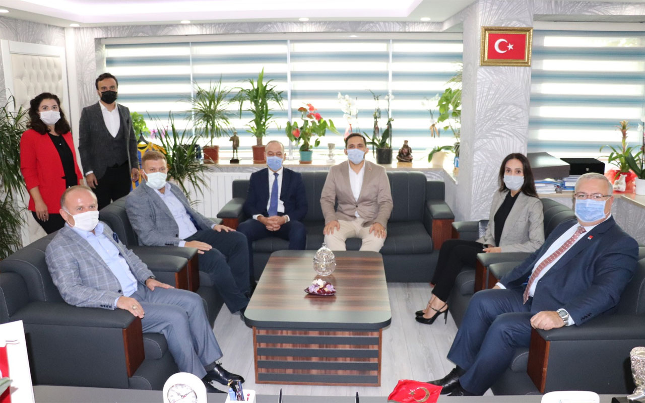 Ankara'da CHP'den İYİ Parti'ye ziyaret