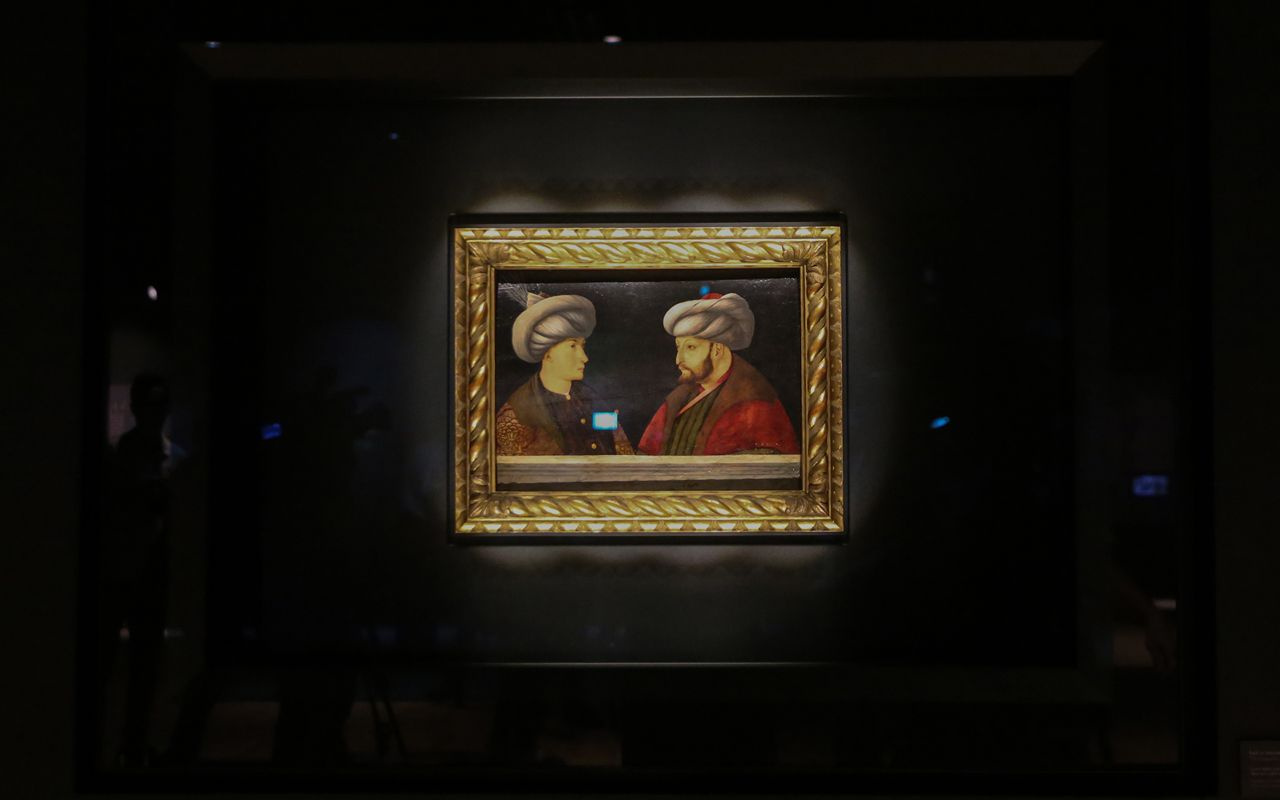 Fatih Sultan Mehmet'in tablosu İBB Saraçhane binasında ziyarete açıldı