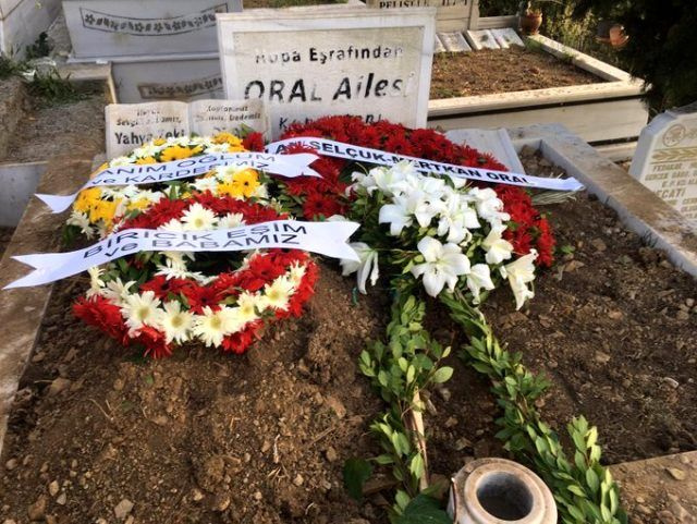 Özgü Namal eşi Serdar Oral'ın cenazesine çelenk gönderdi bakın ne yazdı acı tesadüf