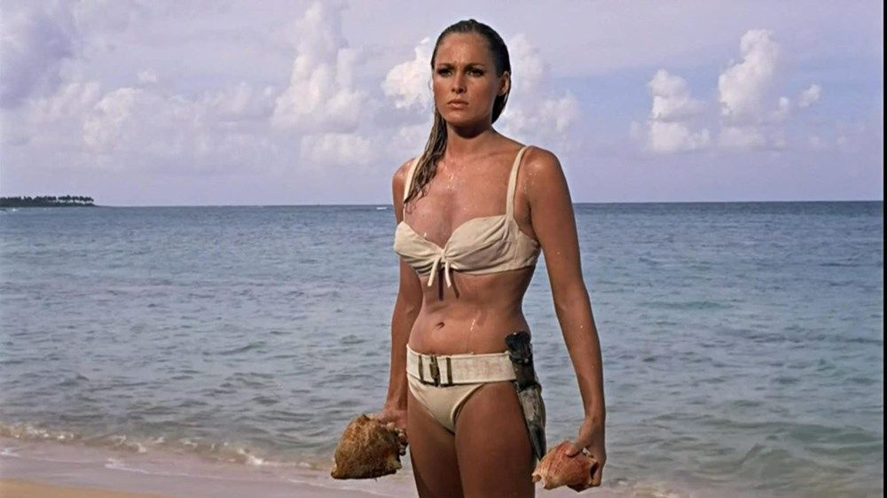 Ursula Andress'in bikinisi açık artırmayla satılacak! Fiyatı duyanlar kulaklarına inanamadı