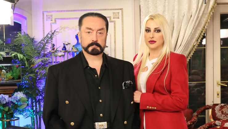 'Cinsellikte olağanüstü bir güce sahibim' diyen Adnan Oktar'dan prezervatif sorusuna dikkat çeken yanıt