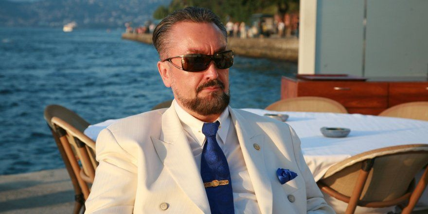 'Cinsellikte olağanüstü bir güce sahibim' diyen Adnan Oktar'dan prezervatif sorusuna dikkat çeken yanıt