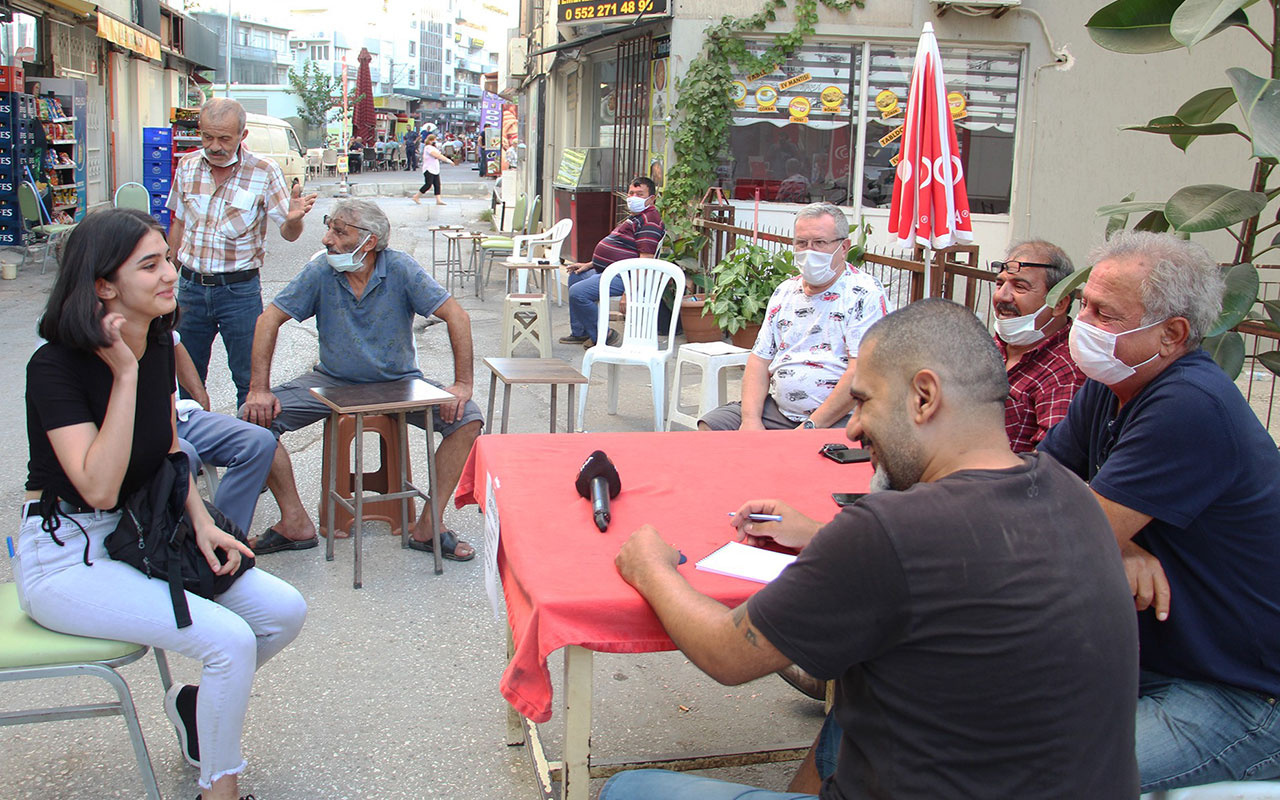 Antalya'da 'Geleneksel Yalan Yarışması'nın ödül olarak 'çeyrek altın' kondu! Ödül de yalan çıktı