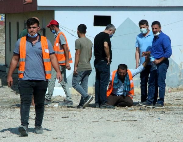 Adana'da arkadaşlarının cansız bedenini görünce sinir krizi geçirdiler! Yürek burkan görüntüler