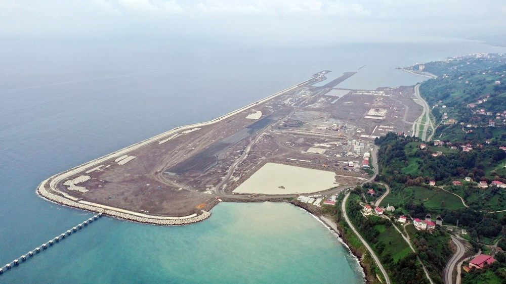 Türkiye'de ikinci olacak Rize-Artvin Havalimanı'nın yüzde 80'i tamamlandı