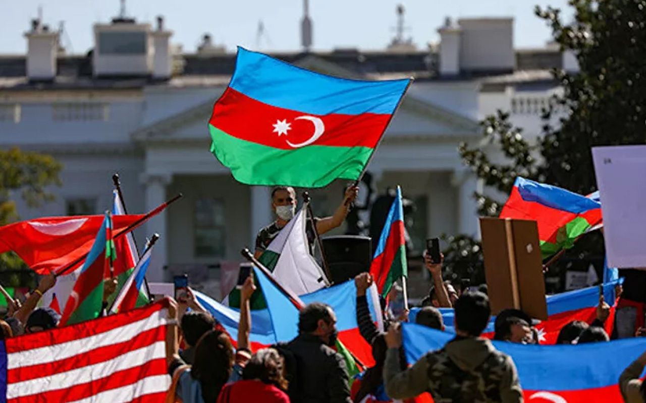 Beyaz Saray önünde Azerbaycan'a destek mitingi! Ermenistan protesto edildi