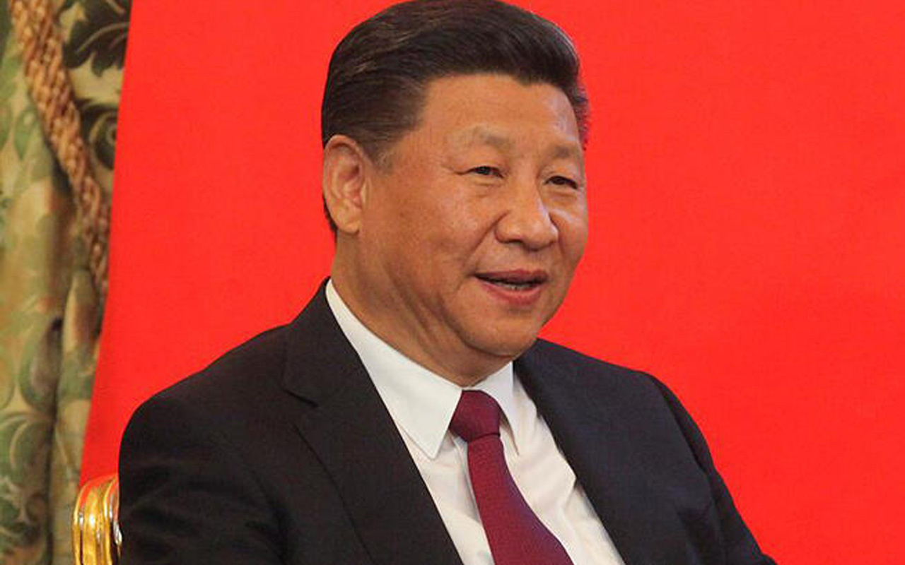 Çin Devlet Başkanı Şi'yi konuşurken öksürük tutunca yayını kestiler
