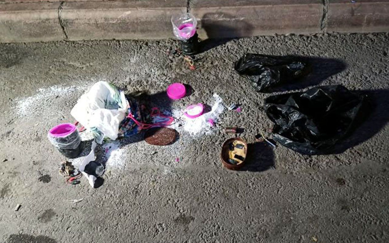 Gaziantep'te vatandaşın dikkati faciayı önledi zaman ayarlı bomba bıraktılar