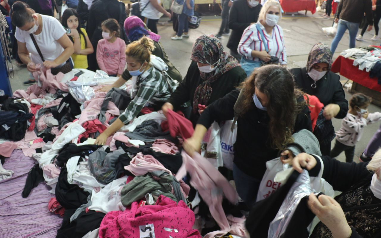 Bulgaristan'ın yeni başkenti 'Edirne' oldu pazar alışverişi için akın ediyorlar