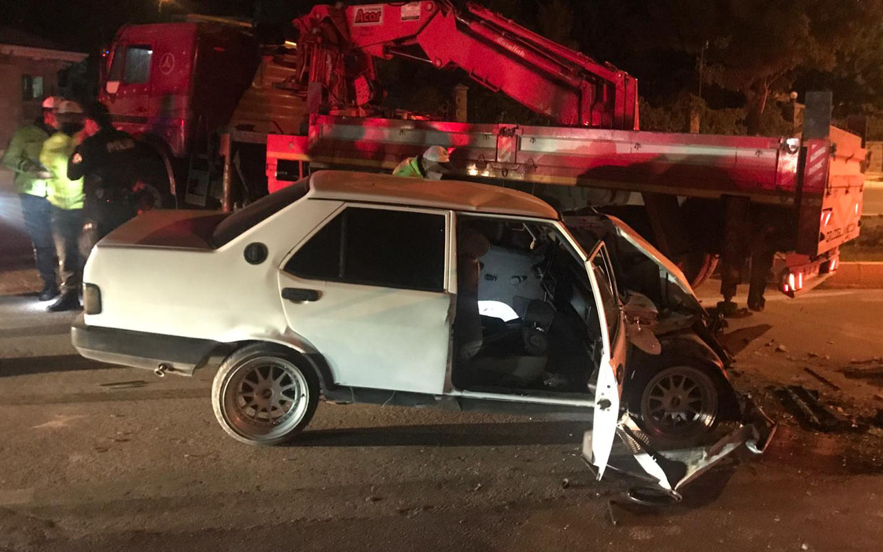 Aksaray'da 'dur' ihtarına uymayan sürücü trafik kazasında öldü