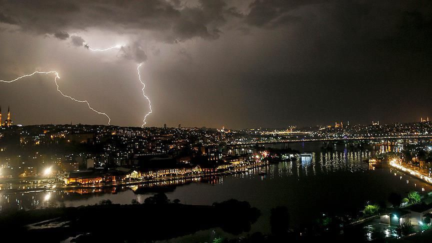 AKOM'dan İstanbullulara son dakika uyarısı! Bu gece başlıyor 10 derece düşecek